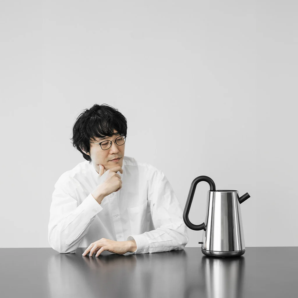 Alessi Waterkoker Toru - 1.7 liter - 2000 W - Nendo - NE01 B