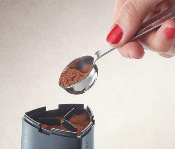 Aerolatte Cacaostrooier Cappuccino Artist - met 6 Sjablonen