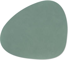 LIND DNA Placemats Nupo - Leer - Pastel Green - Curved - 44 x 37 cm - 2 Stuks