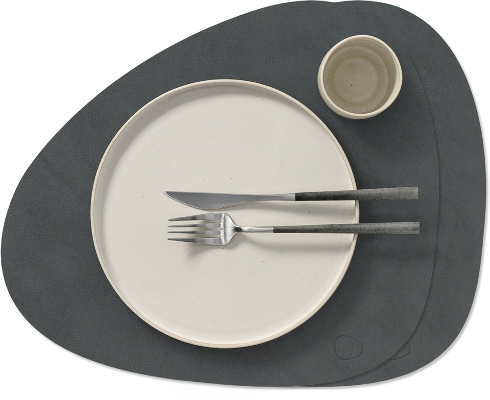 LIND DNA Placemats Nupo - Leer - Anthracite - Curved - Afwasbaar - 44 x 37 cm - 2 Stuks