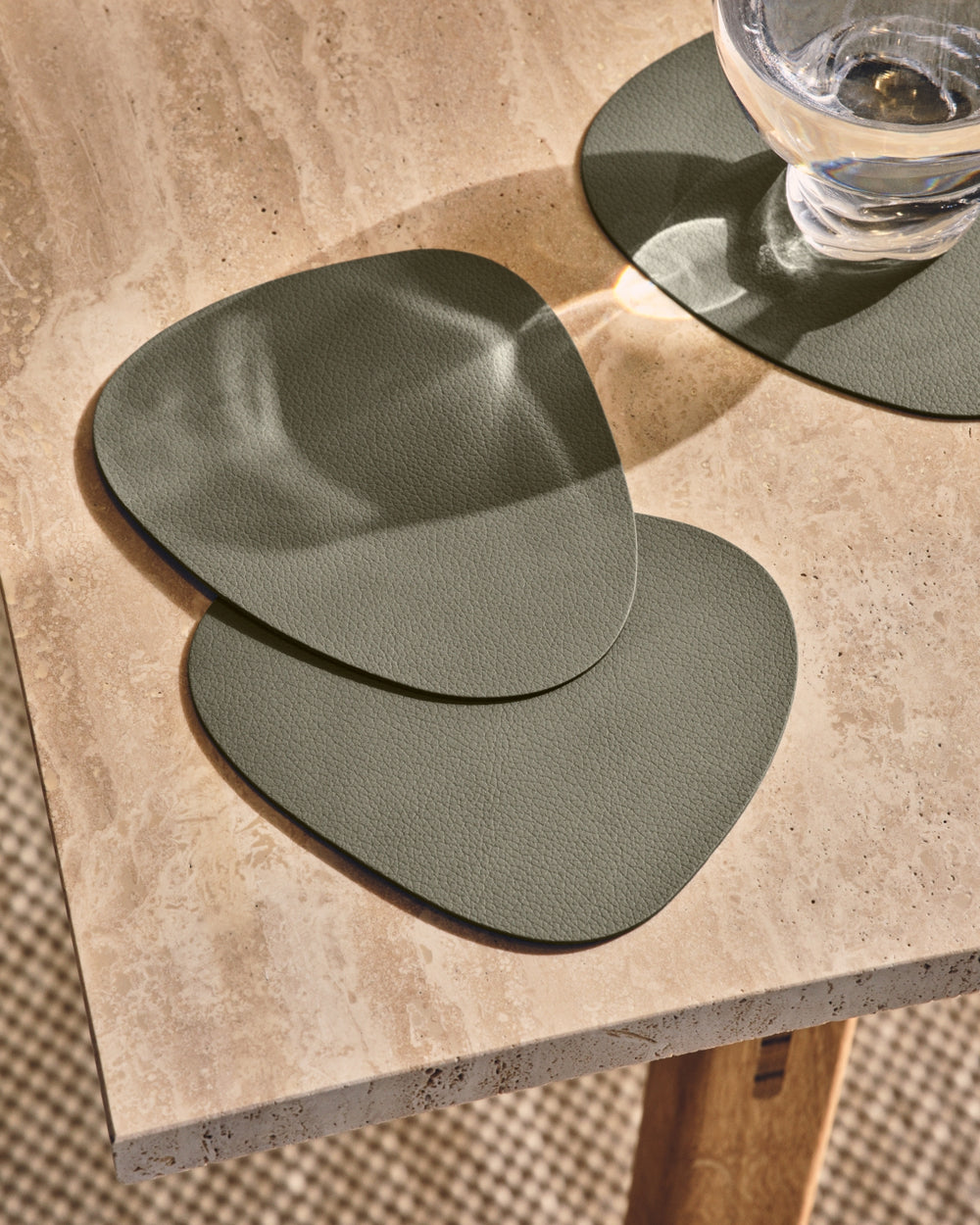 LIND DNA Onderzetters Nupo - Leer - Army Green - 13 x 11 cm - 4 Stuks