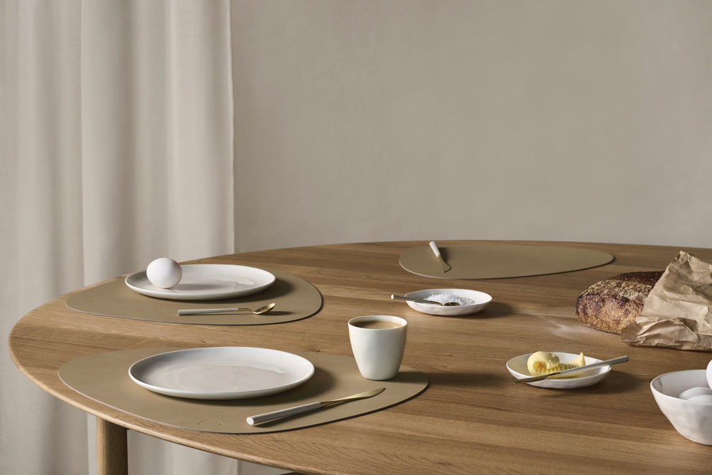 LIND DNA Placemats Nupo - Leer - Khaki - Curved - 44 x 37 cm - 2 Stuks