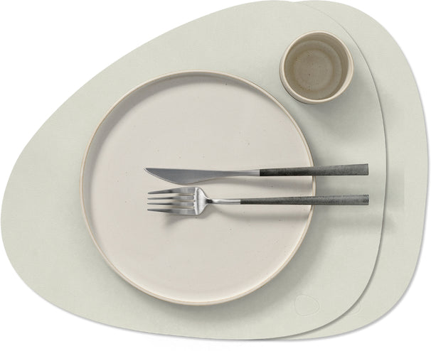 LIND DNA Placemats Nupo - Leer - Linen - Curved - 44 x 37 cm - 2 Stuks