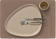 LIND DNA Placemats Nupo - Leer - Truffle - Afwasbaar - 45 x 35 cm - 2 Stuks