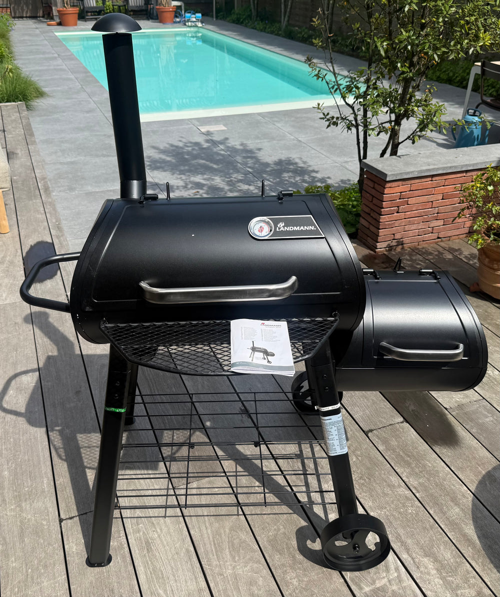 Landmann BBQ / Smoker Vinson 200 - Houtskoolbarbecue - Grilloppervlak 70.5 x 39.5 cm