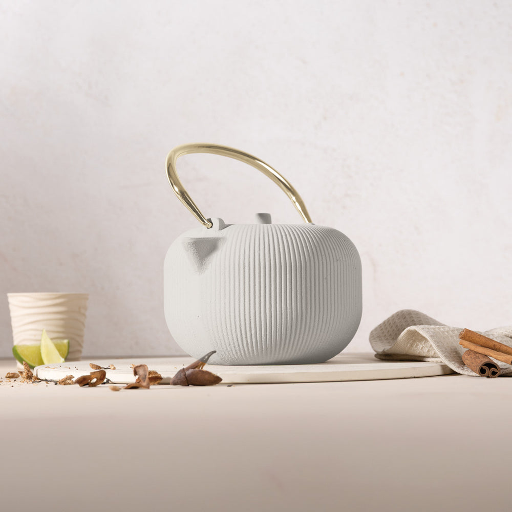 Berlinger Haus Theepot met RVS Filter - Gietijzer Mat Crème - 1 Liter