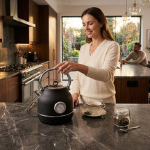 Berlinger Haus Waterkoker Zwart Rosègoud - met Thermometer - 1.7 Liter - 2200W
