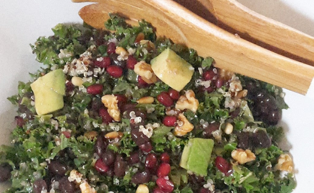 Een voedzame salade vol kleur, textuur en frisse citroensmaak