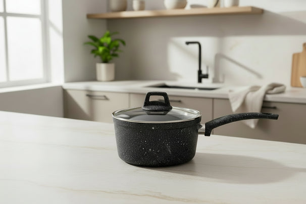 Cookinglife Steelpan / Sauspan met deksel - Black Speckle - Aluminium ø 18 cm / 2.2 liter - Geschikt voor alle warmtebronnen - standaard anti-aanbaklaag