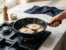 Keij Kamado Koekenpan Skillet Blauw - Gietijzer - ø 25.5 cm - geëmailleerde anti-aanbaklaag