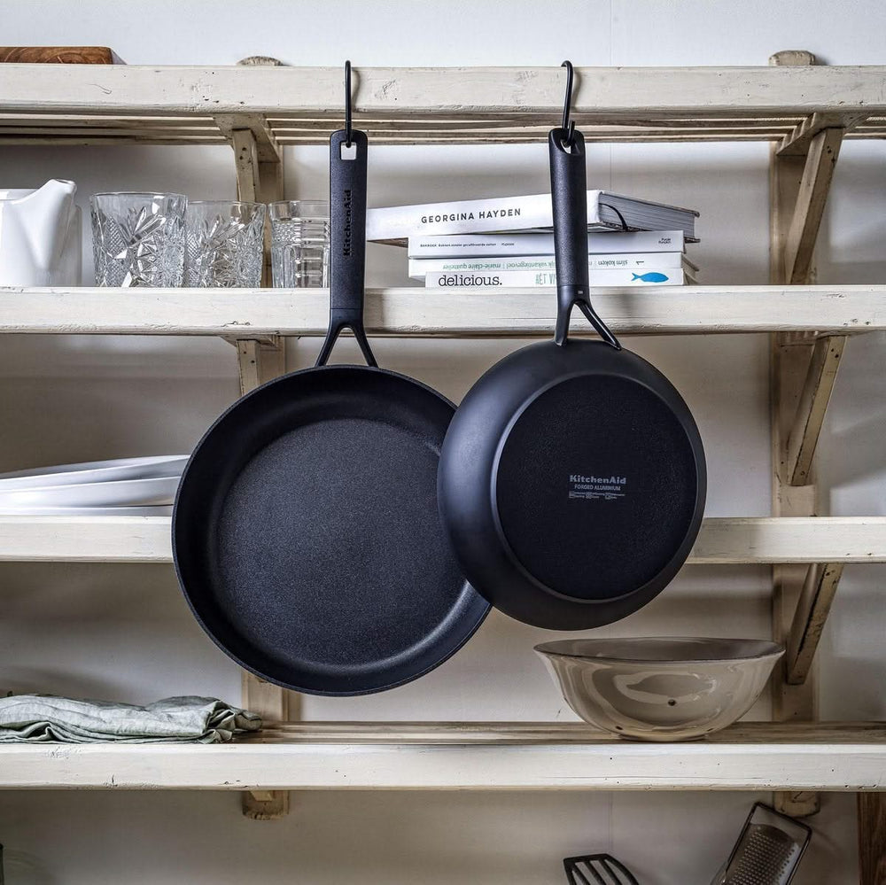 KitchenAid Koekenpannenset Classic Forged 2-delig - keramische anti-aanbaklaag - Koekenpan ø 24 & 28 cm