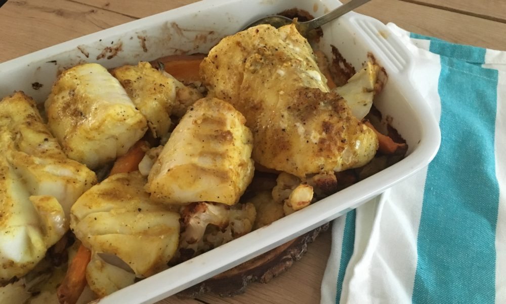 Een romige ovenschotel met zachte kabeljauw, bloemkool en een vleugje kerrie