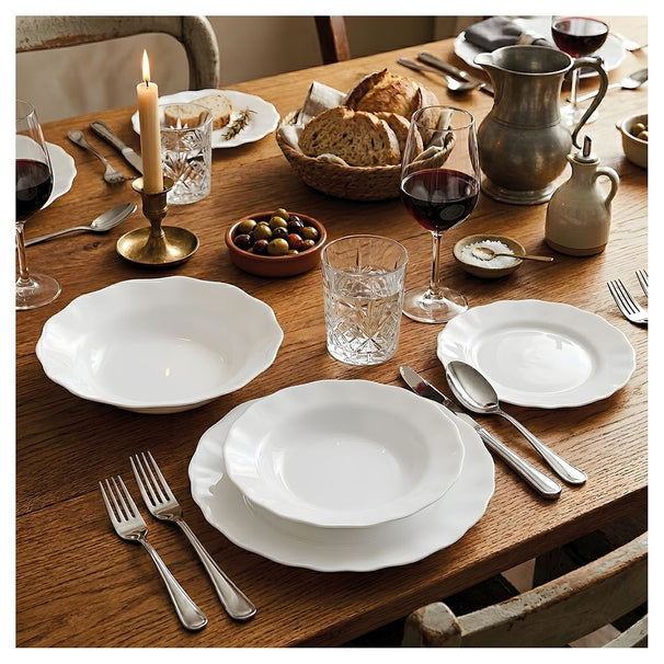 Villa d'Este Home Serviesset Scallop Wit Opaalglas 18-delig / 6 personen - 6 dinerborden, 6 ontbijtborden en 6 diepe borden