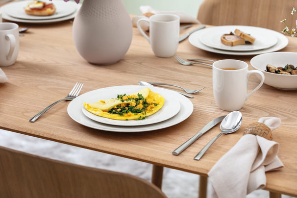 Villeroy & Boch Serviesset For Me 16-delig / 4 personen - 4 bekers met oor, 4 dinerborden, 4 ontbijtborden en 4 French bowls