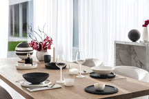 Villeroy & Boch Serviesset La Boule - Zwart / Wit 7-delig / 2 personen - 2x kom, 2x schaal, 2x universeel bord, 1x serveerschaal