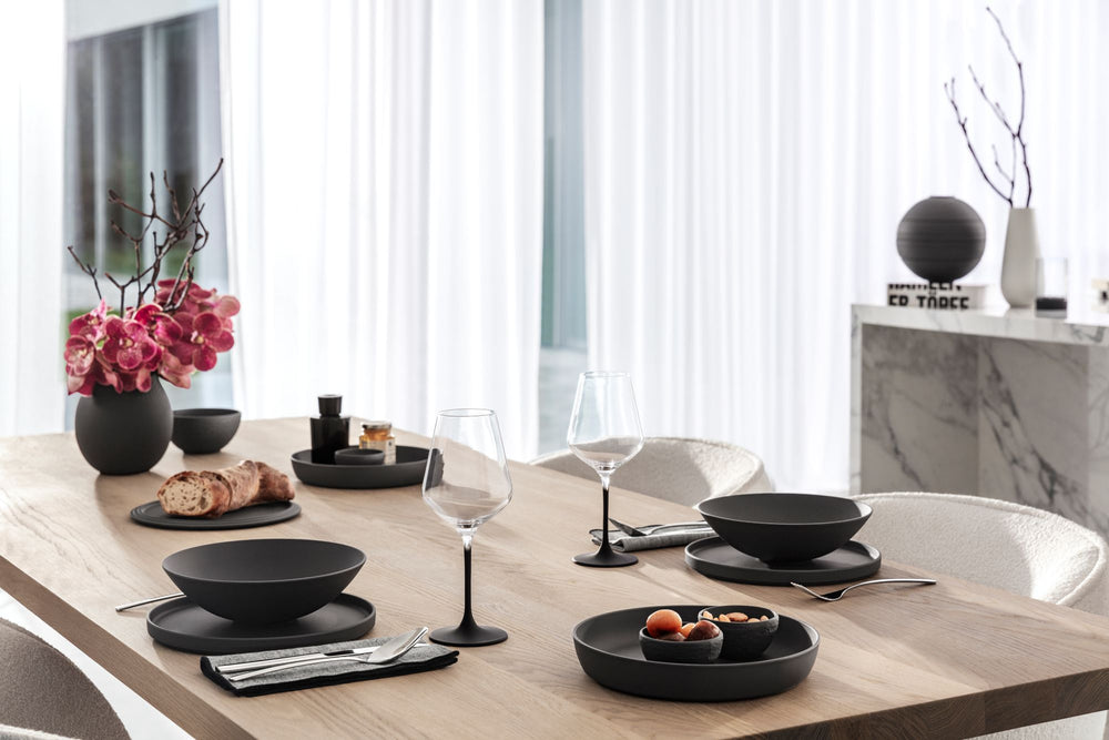 Villeroy & Boch Serviesset La Boule - Zwart 7-delig / 2 personen - 2x kom, 2x schaal, 2x universeel bord, 1x serveerschaal