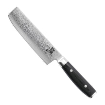 Yaxell Nakirimes Ran 16.5 cm 69 laags damaststaal met canvas Micarta heft, vrijstaand op witte achtergrond