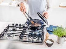 BK Braadpan Fortalit Emaille Zwart ø 28 cm / 4 Liter - sfeerbeeld 6