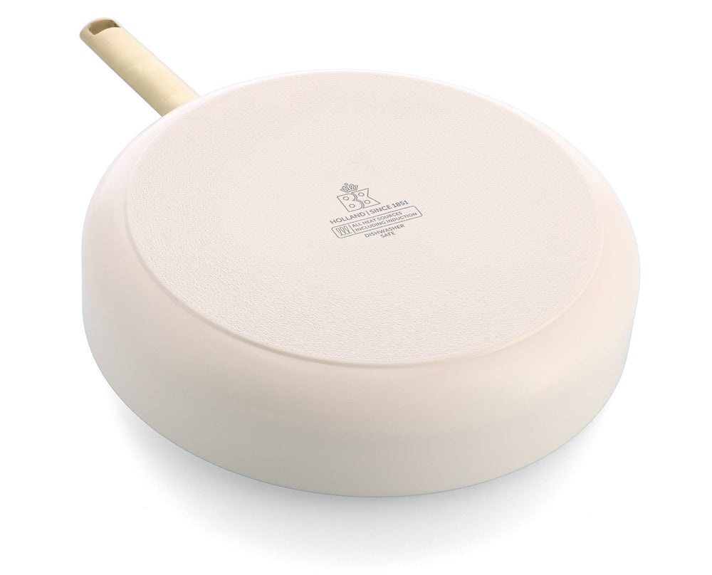 BK Hapjespan met deksel Sublime Cream White ø 28 cm / 3.6 Liter - onderaanzicht