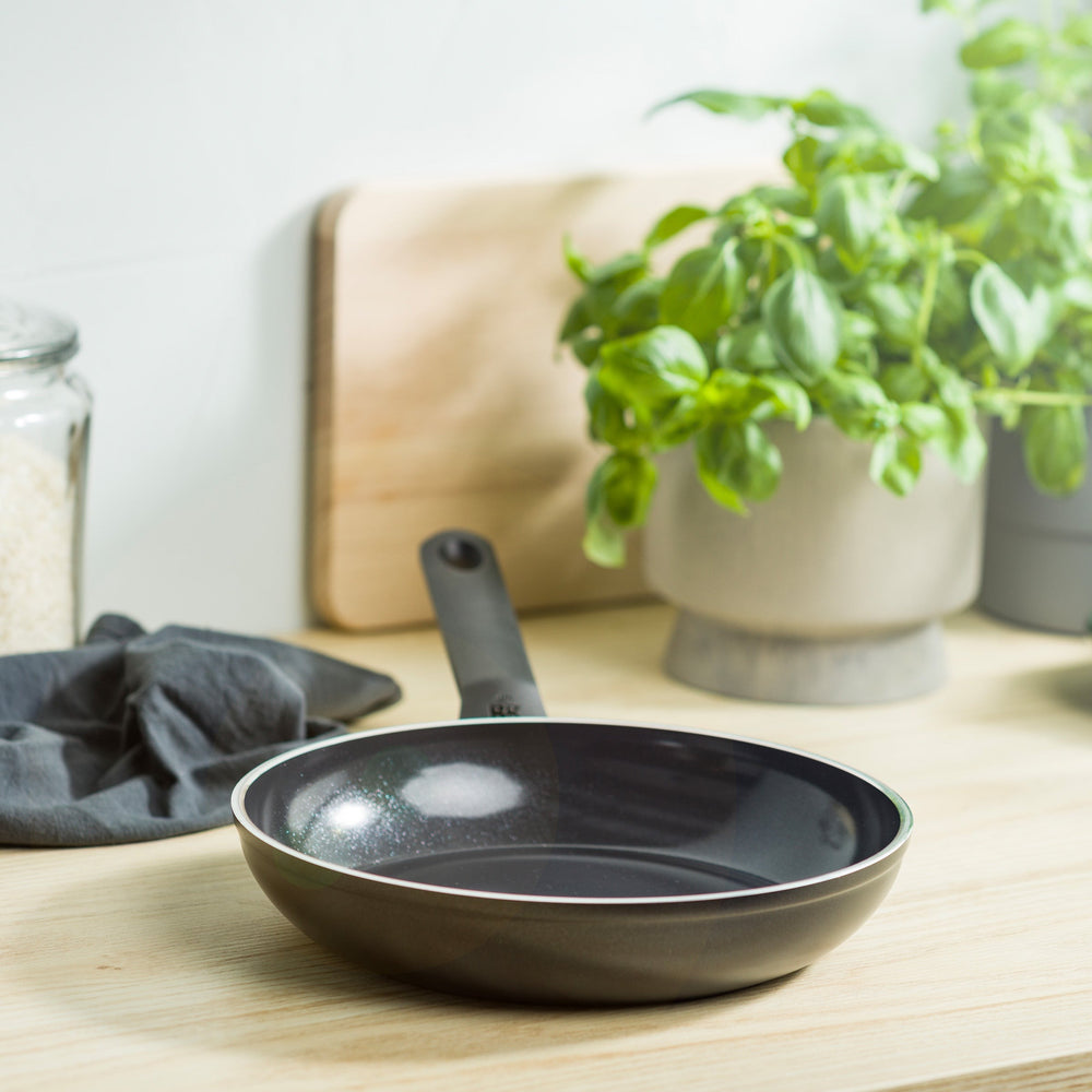 BK Koekenpan Easy Induction ø 20 cm - sfeerbeeld 2