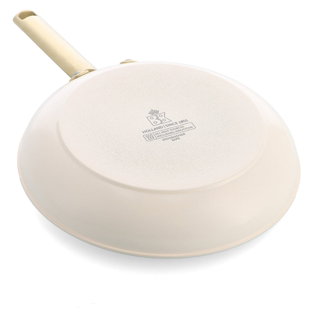 BK Koekenpan Sublime Cream White ø 24 cm - onderaanzicht