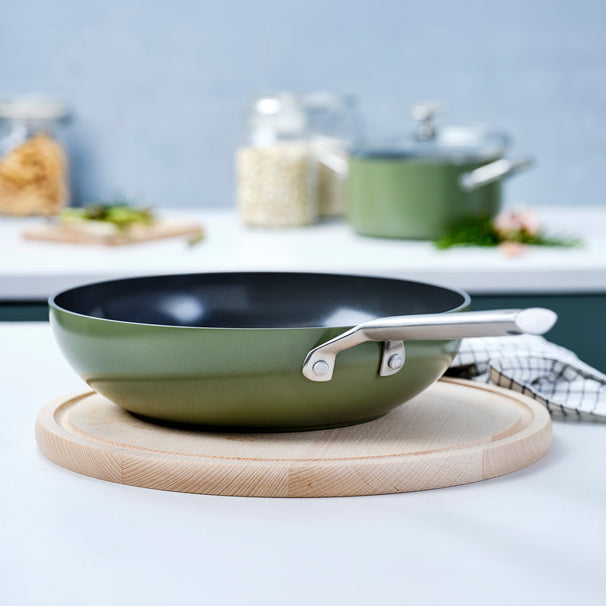 BK Wokpan Sublime Olive Green ø 28 cm - keramische anti-aanbaklaag
