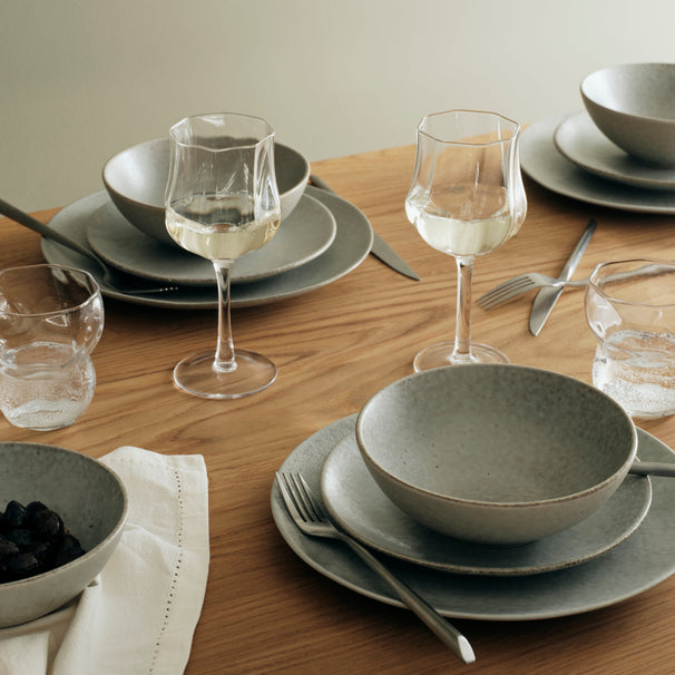Broste Copenhagen Serviesset Nordic Marsh 12-delig / 4 personen - 4 dinerborden, 4 ontbijtborden en 4 kommen