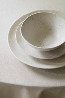Broste Copenhagen Serviesset Nordic Vanilla 6-delig / 2 personen - 2 dinerborden, 2 ontbijtborden en 2 kommen