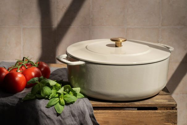 Combekk Braadpan met deksel Gietijzer Sand ø 28 cm / 5.3 Liter - geëmailleerde anti-aanbaklaag