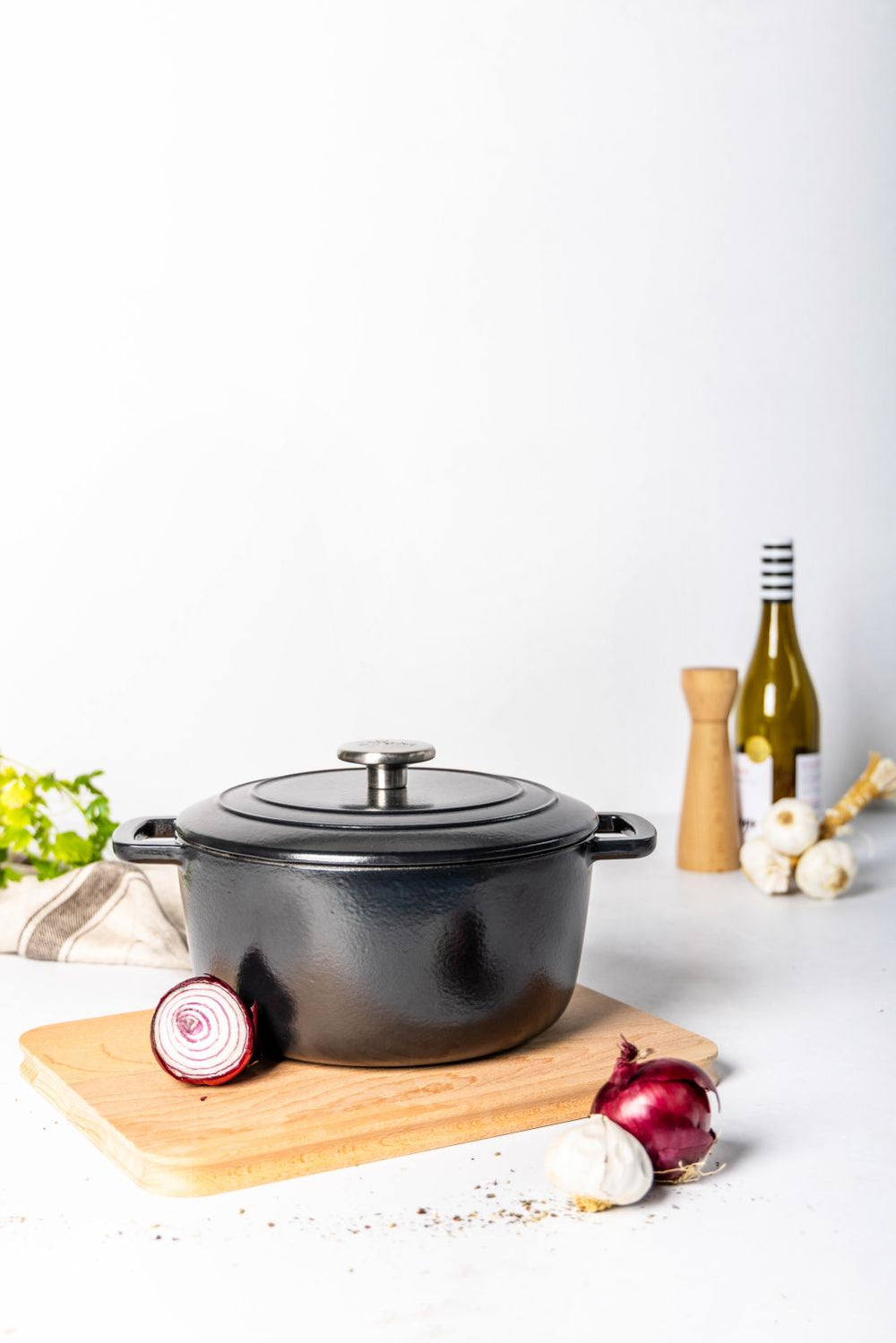 Cosy & Trendy Braadpan met deksel Fontestic Gietijzer Black Ø 24 cm / 4.6 Liter - geëmailleerde anti-aanbaklaag