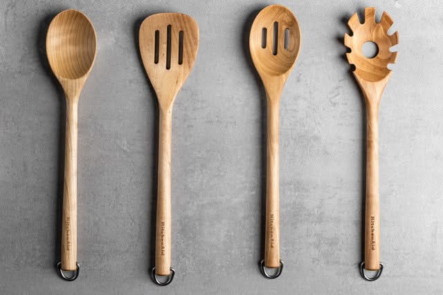 KitchenAid Groentelepel Core Berkenhout 34 cm