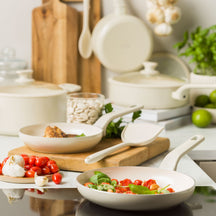 GreenPan Koekenpan Essence Pro Clay ø 20 cm - sfeerbeeld 1