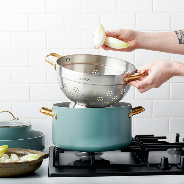 GreenPan Kookpan met Vergiet Padova Reserve Smokey Blue ø 24 cm / 5.7 Liter - keramische anti-aanbaklaag