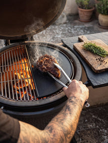 Keij Kamado Halve Maan Grillplaat / Plancha Large - Geëmailleerd Gietijzer - 2-zijdig - 46.5 cm - voor 21 inch Kamado's - Universeel