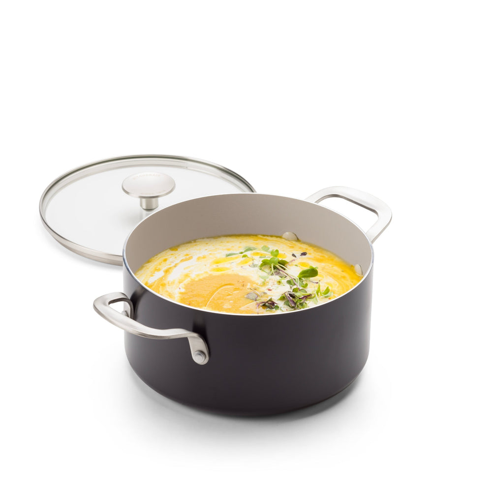 KitchenAid Kookpan Aluminium Mat Zwart ø 24 cm / 4.9 Liter - productfoto