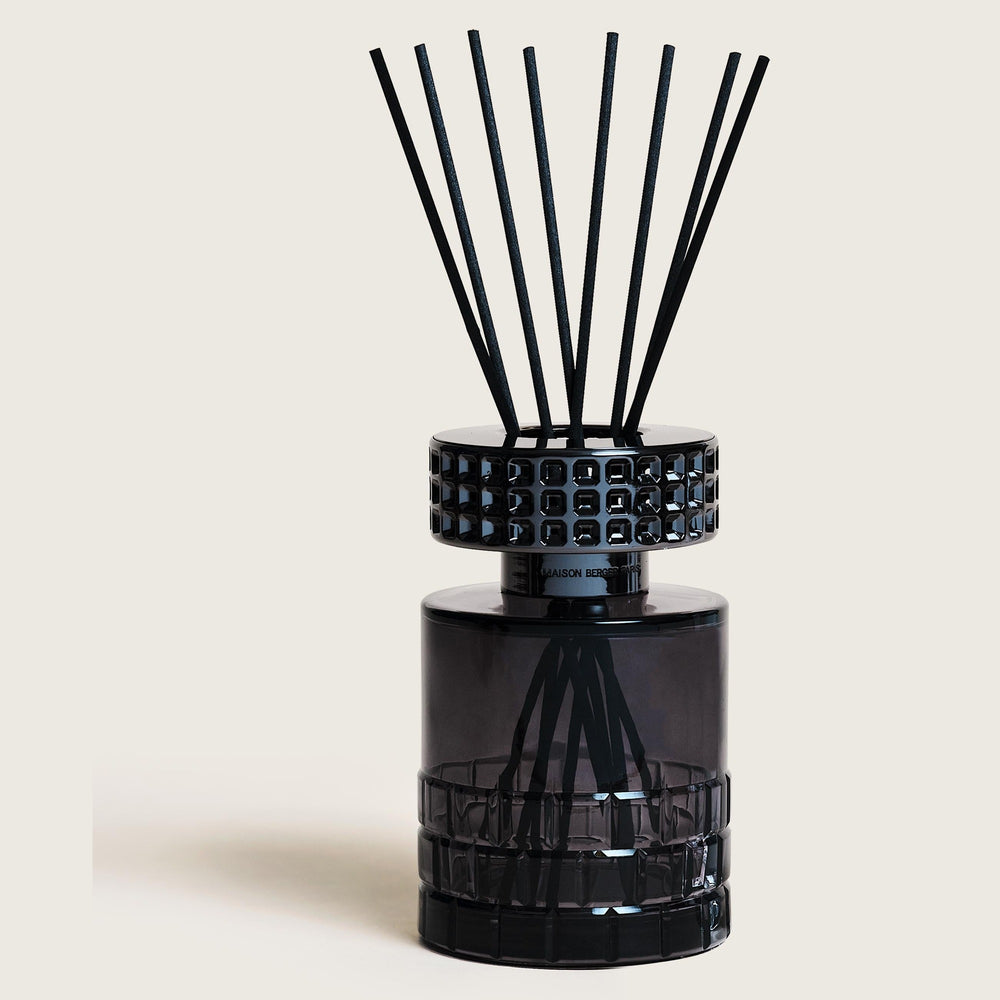 Maison Berger Geurstokjes Celebration Noir - Hypnotic Oud - 200 ml - vooraanzicht