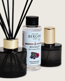 Maison Berger Giftset Duo Celebration - Geurstokjes 90 ml & Roomspray 50 ml - Hypnotic Oud - detail 1