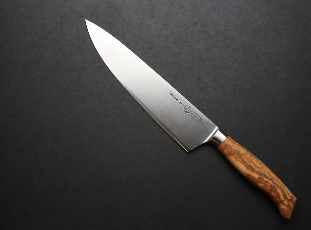 Messermeister Koksmes Oliva Luxe Olijfhout 23 cm - sfeerbeeld 1