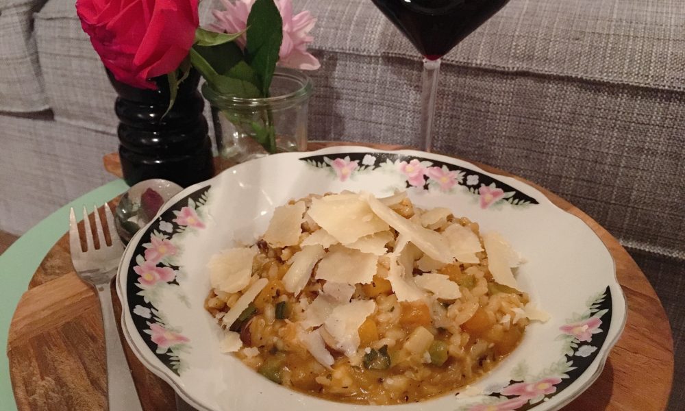 Romige risotto met pompoen, courgette en paddenstoelen