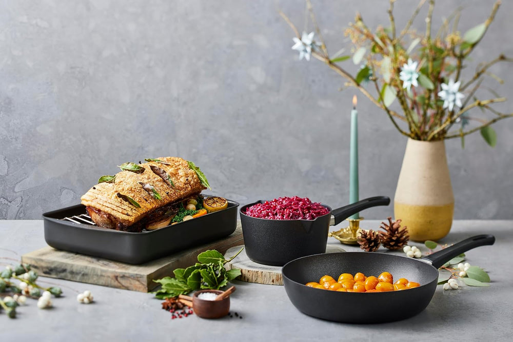 SCANPAN Hapjespan / Sauteerpan met deksel Classic Induction ø 28cm / 3 liter - geschikt voor alle warmtebronnen - standaard anti-aanbaklaag