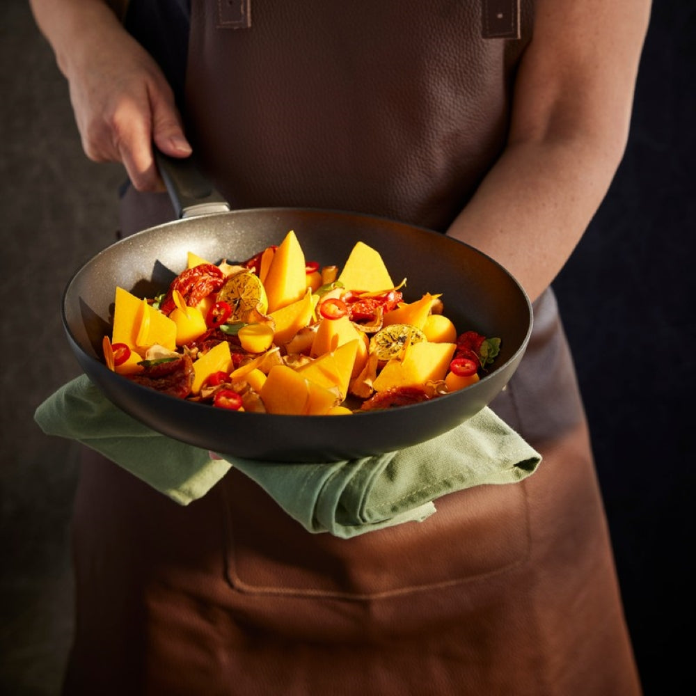 SCANPAN Koekenpannenset Classic Induction ø 24 & 28 cm - geschikt voor alle warmtebronnen - standaard anti-aanbaklaag