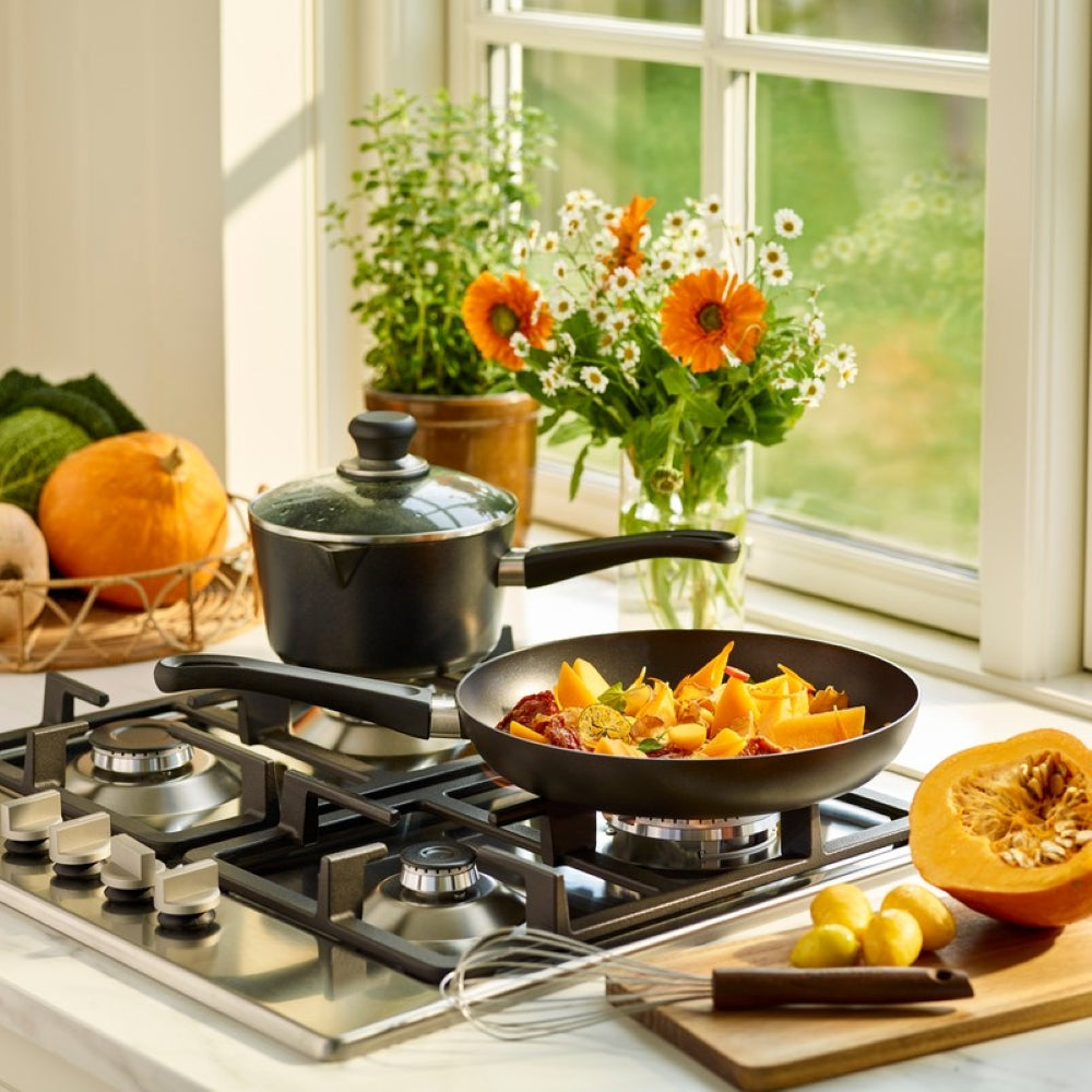 SCANPAN Koekenpannenset Classic Induction ø 24 & 28 cm - geschikt voor alle warmtebronnen - standaard anti-aanbaklaag