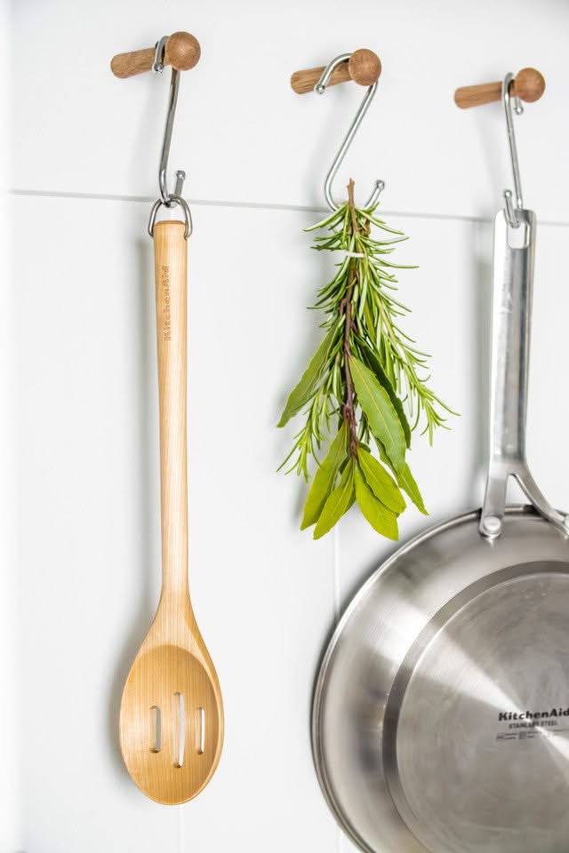 KitchenAid Groentelepel Core Berkenhout 34 cm
